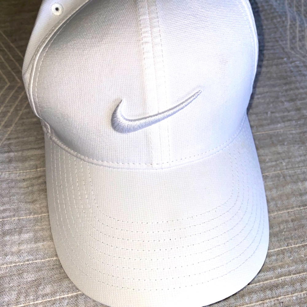 Nike Dri-fit baseball style hat/cap